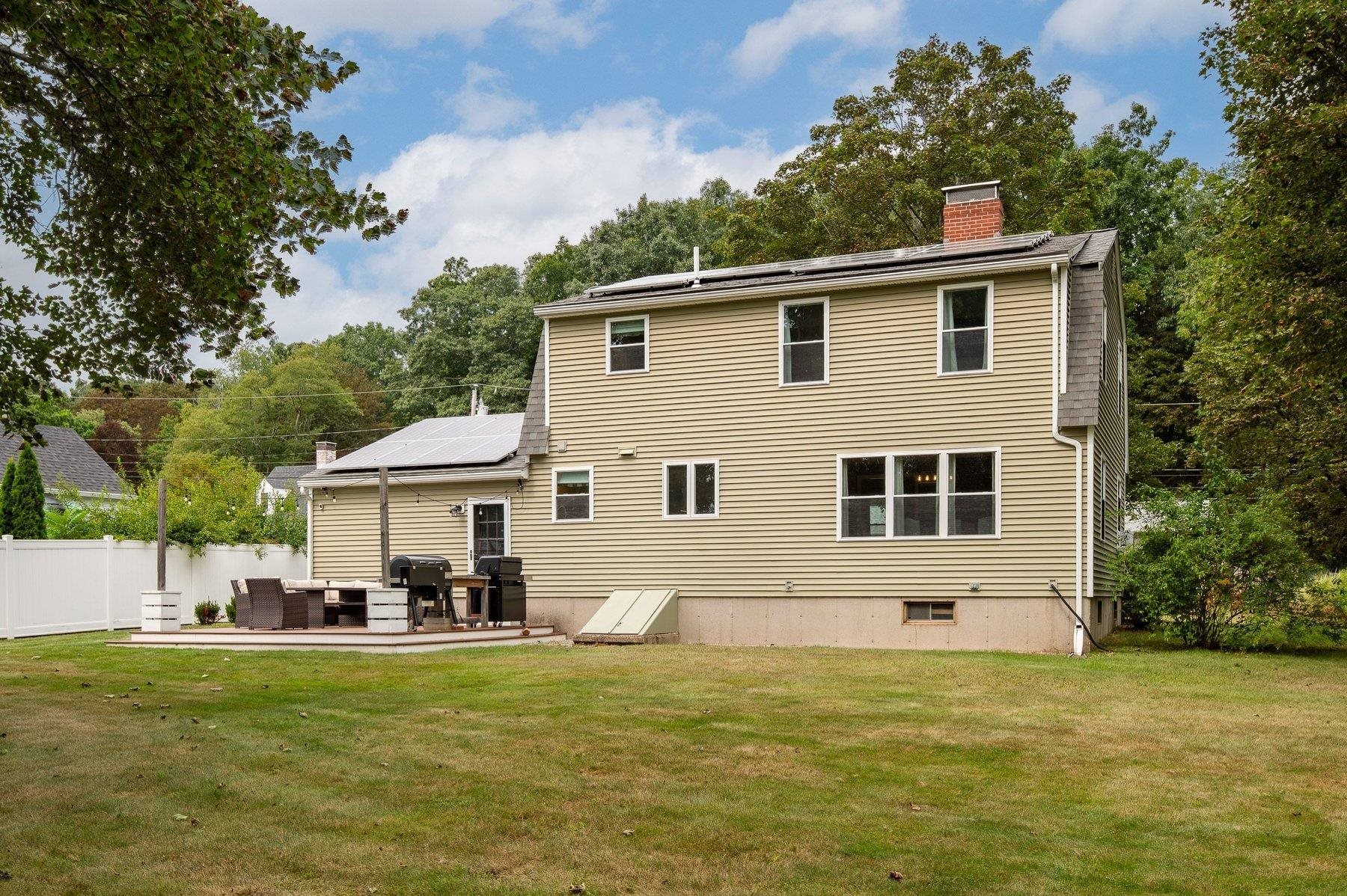 15 Hawthorne Road Property Photo 36