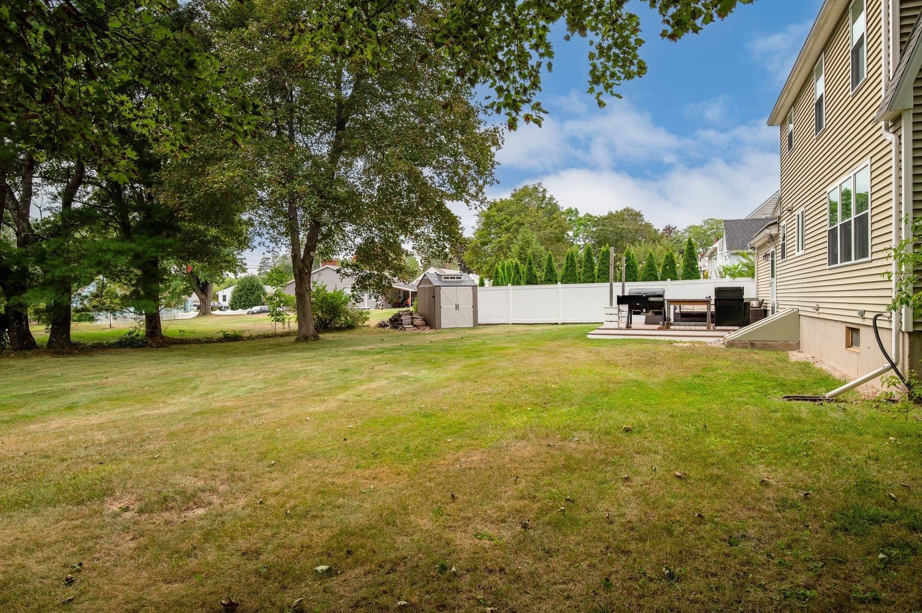 15 Hawthorne Road Property Photo 39