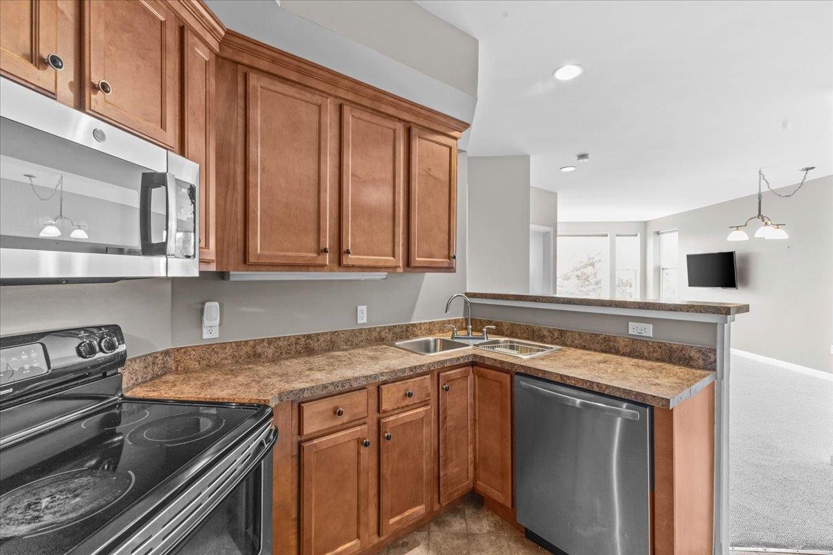 160 Wiley Road Property Photo 11