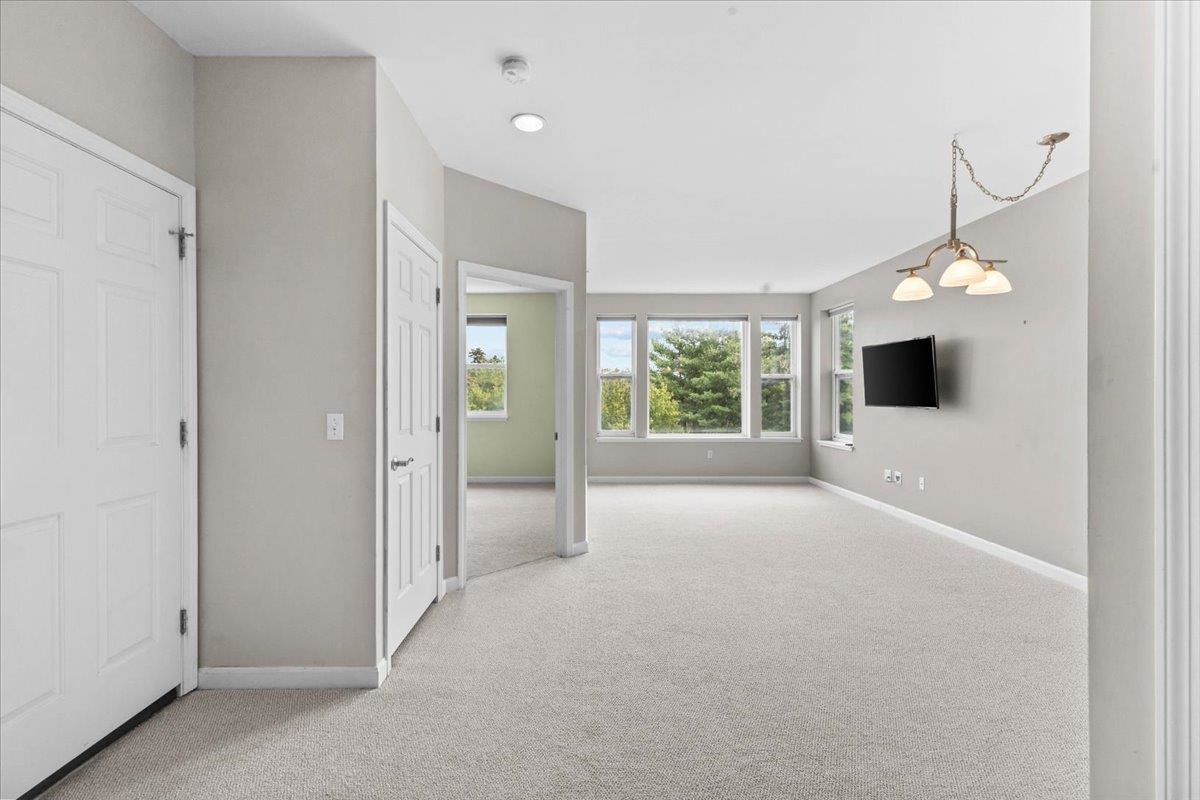 160 Wiley Road Property Photo 12