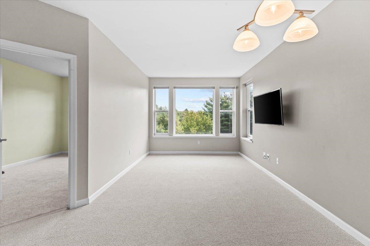 160 Wiley Road Property Photo 14
