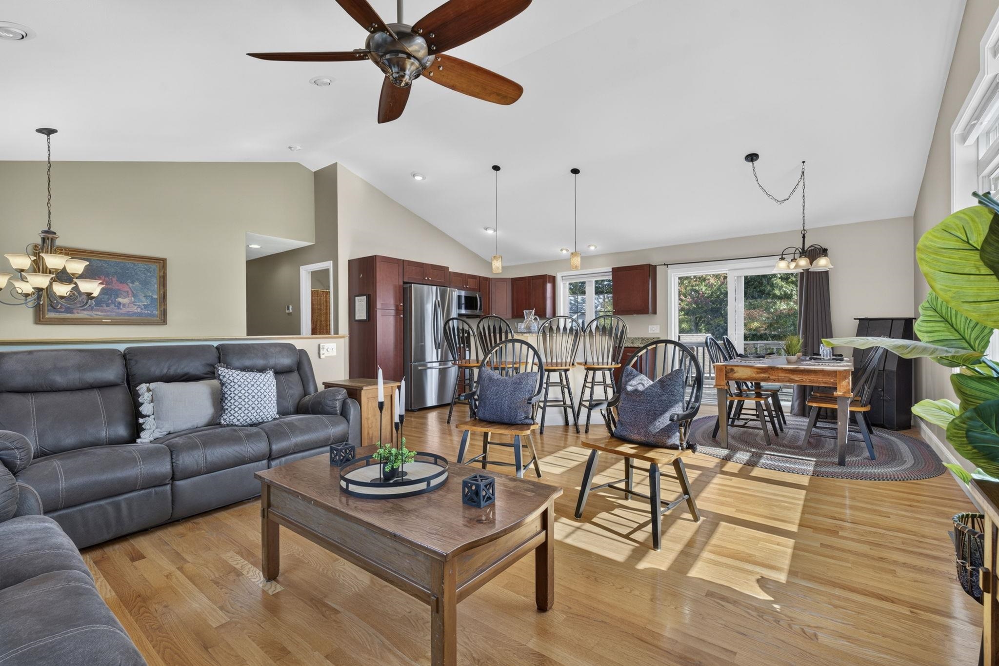 72 S Gray Court Property Photo 12