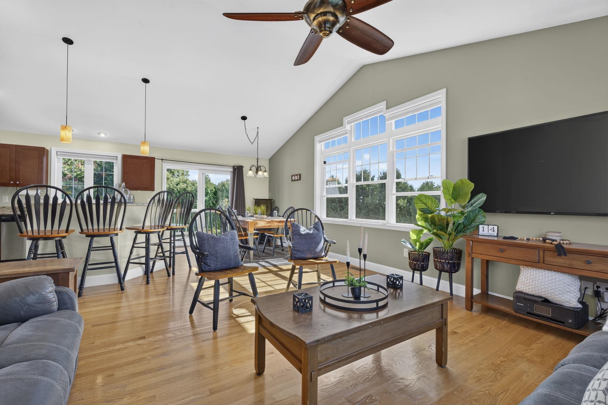 72 S Gray Court Property Photo 13