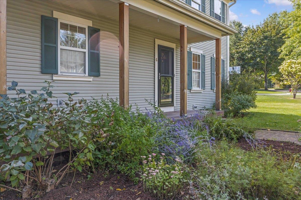 6 Weathersfield Bow Property Photo 2