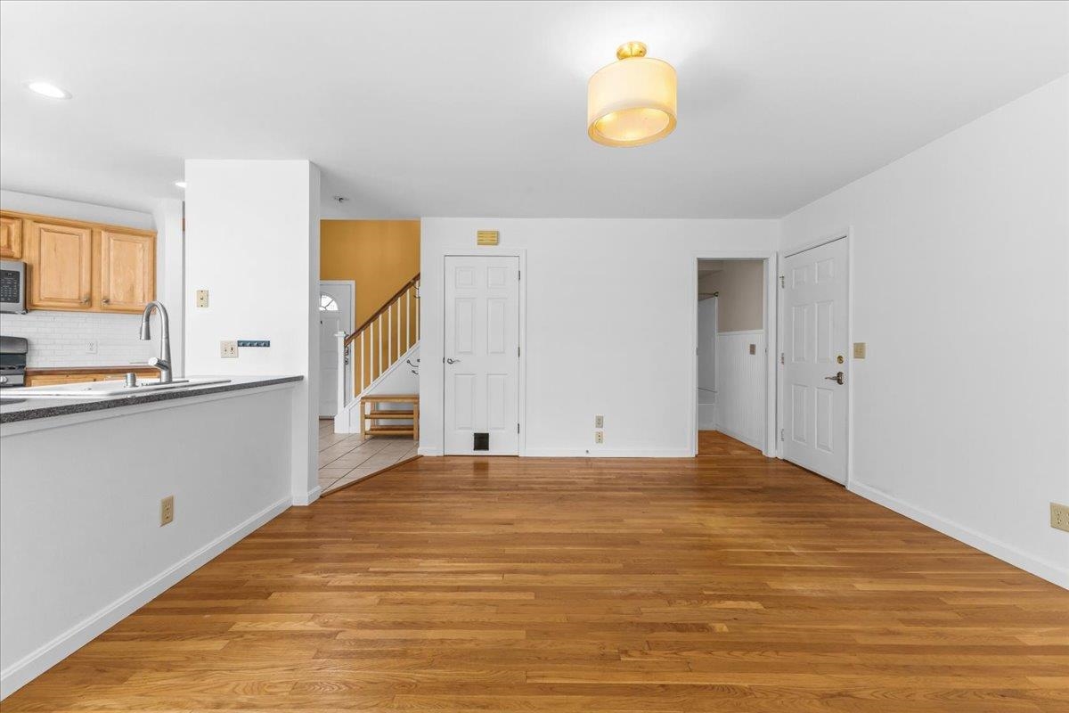 6 Weathersfield Bow Property Photo 12