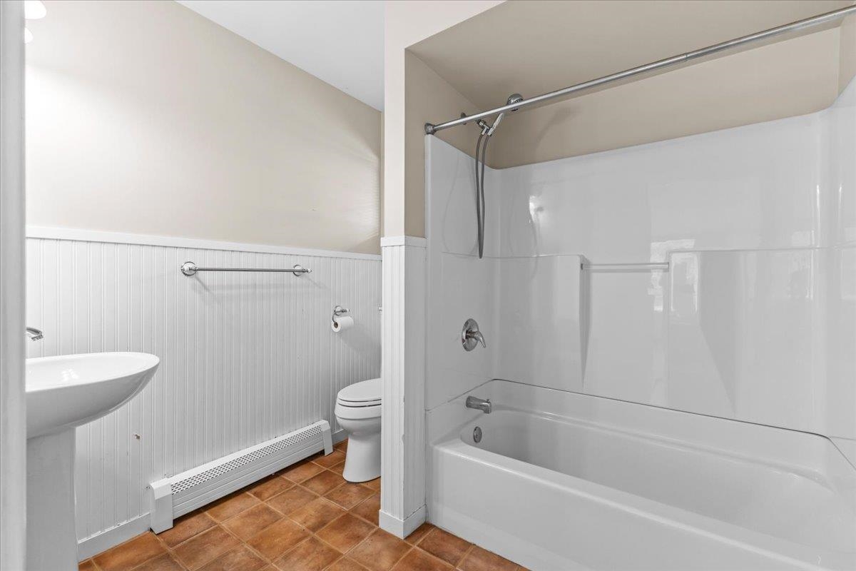6 Weathersfield Bow Property Photo 13