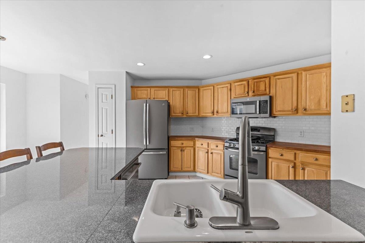 6 Weathersfield Bow Property Photo 15
