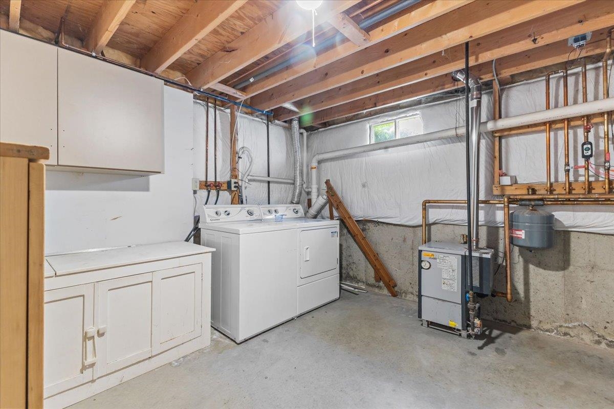 6 Weathersfield Bow Property Photo 38