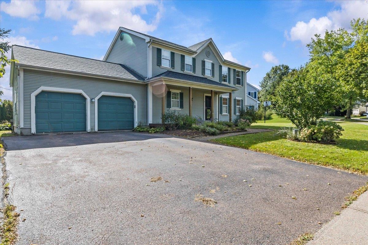 6 Weathersfield Bow Property Photo 42