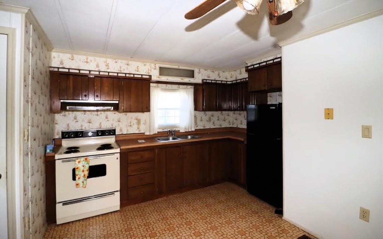 141 Lancaster Road Property Photo 4