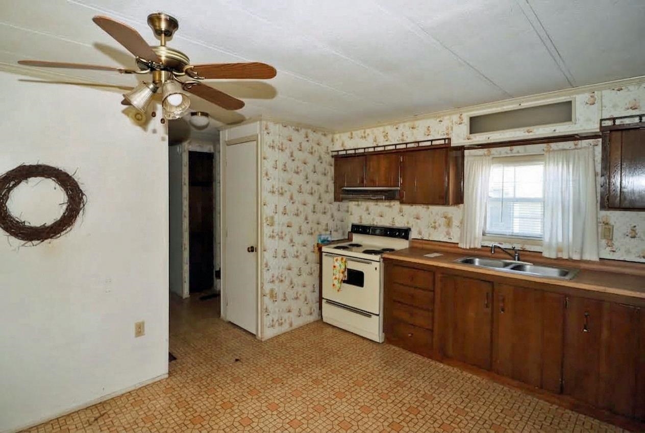 141 Lancaster Road Property Photo 5