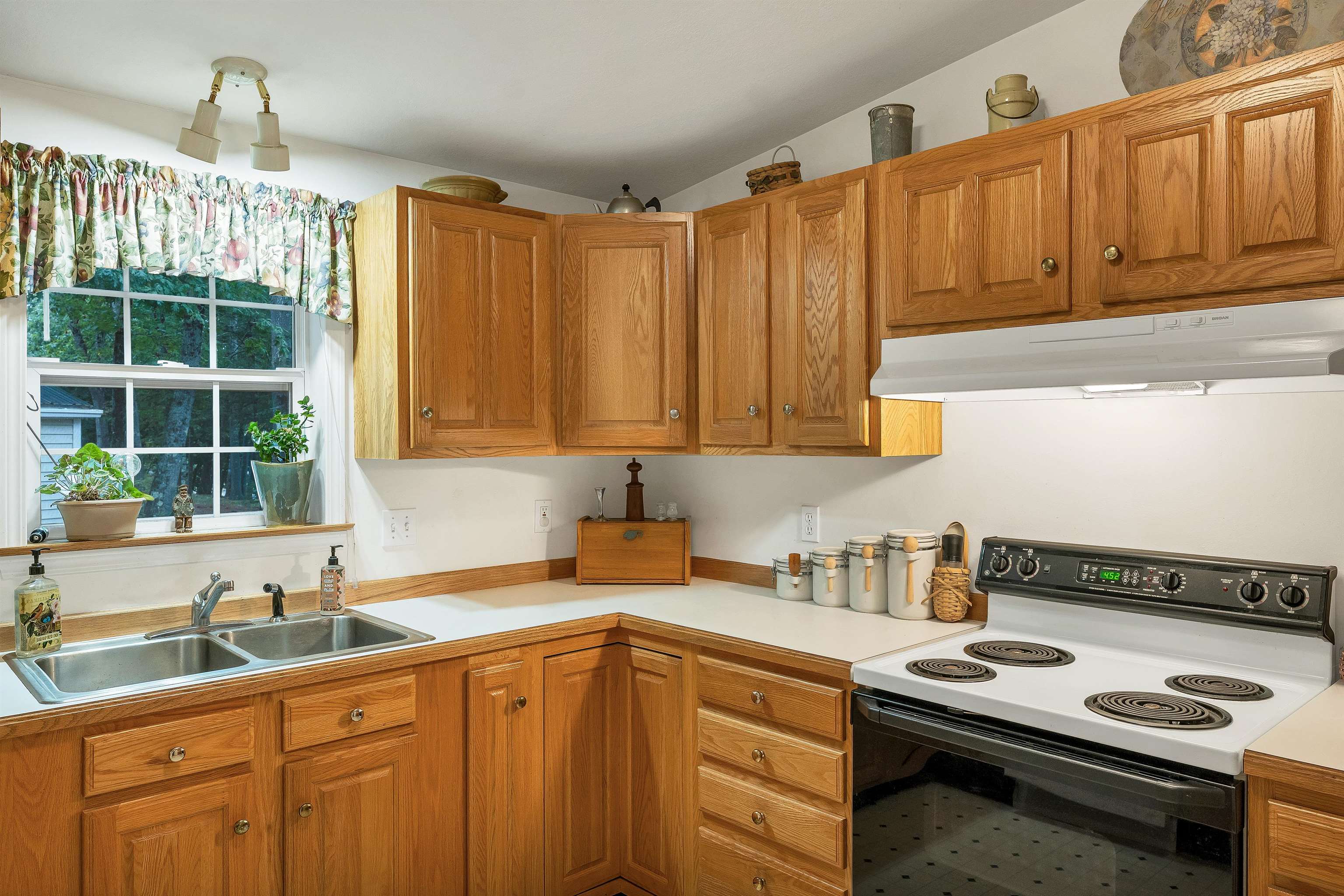1 Harvey Brook Road Property Photo 8