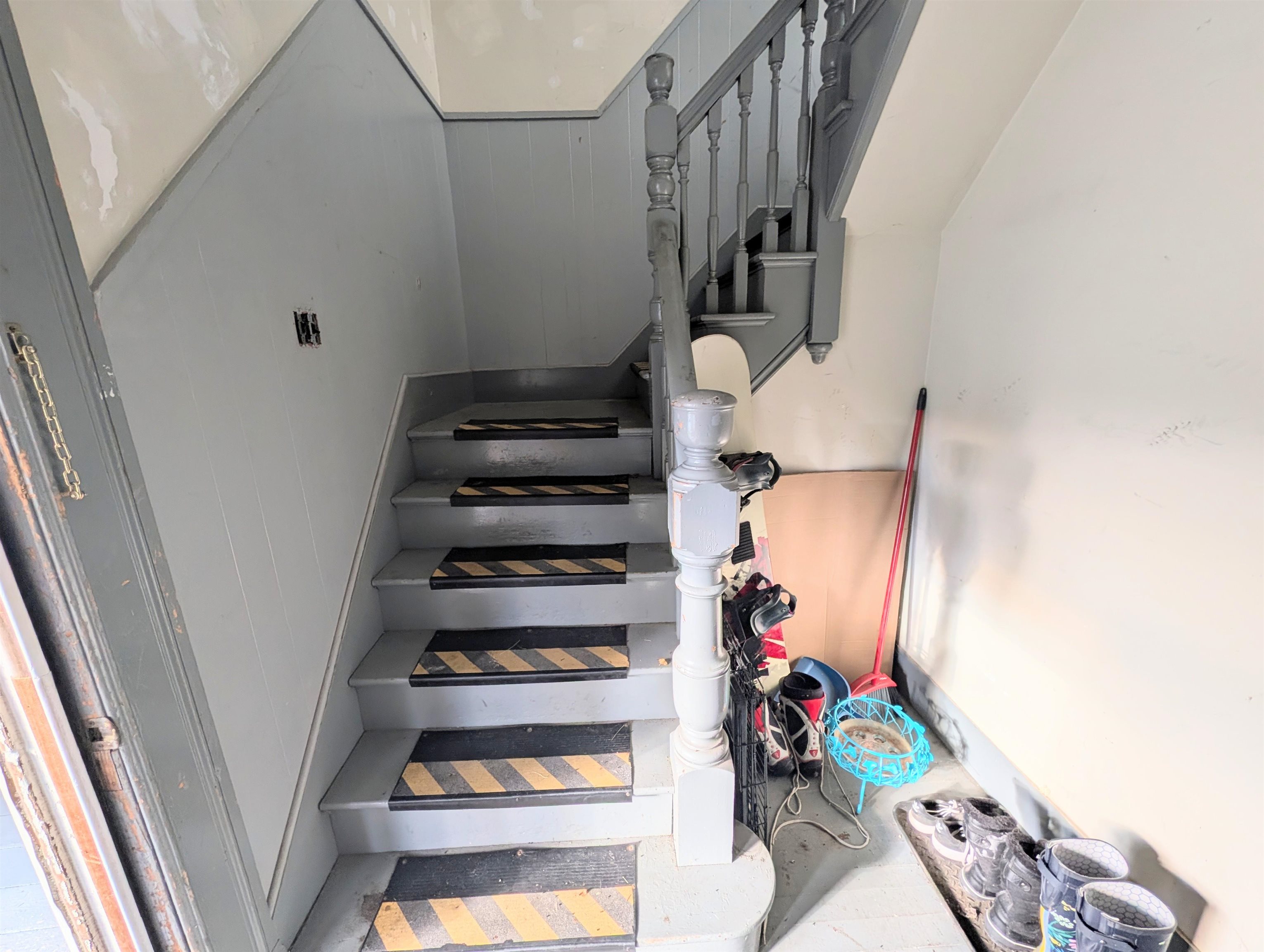 400 Cliff Street Property Photo 3