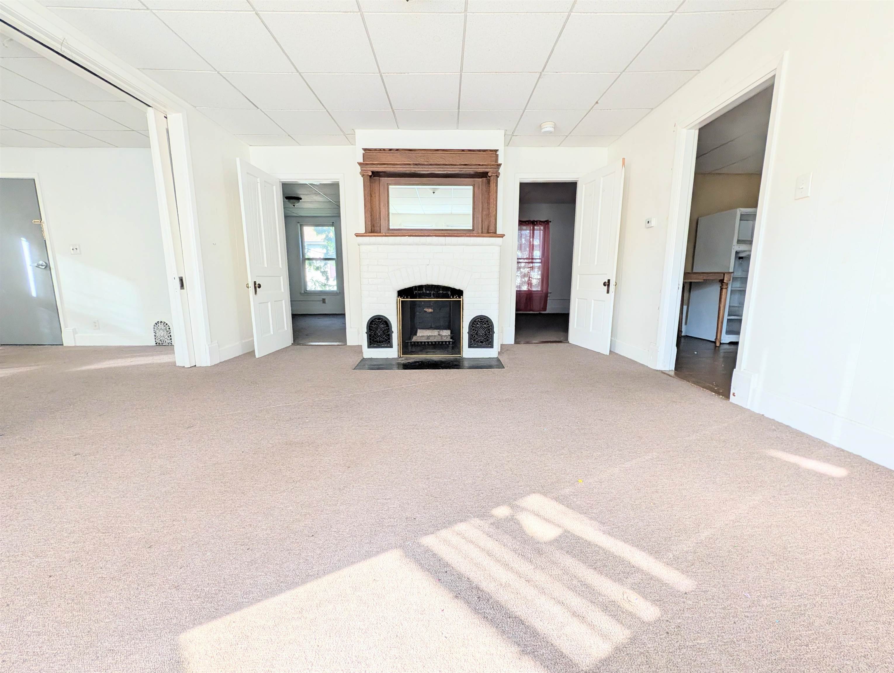 400 Cliff Street Property Photo 9