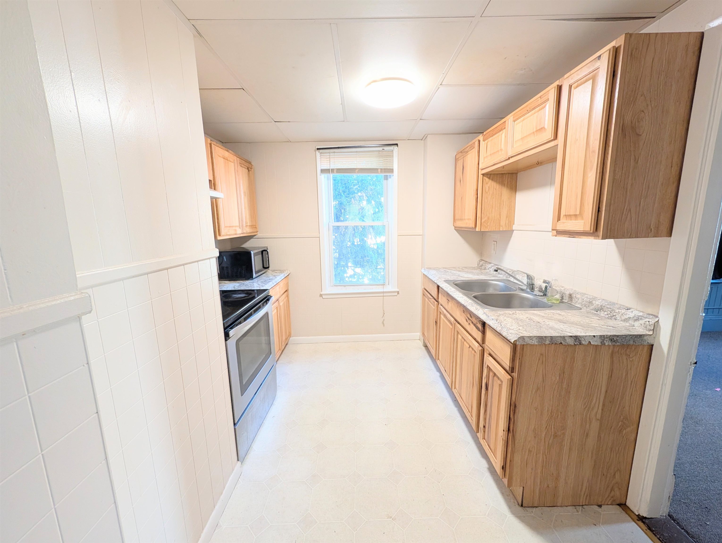 400 Cliff Street Property Photo 20