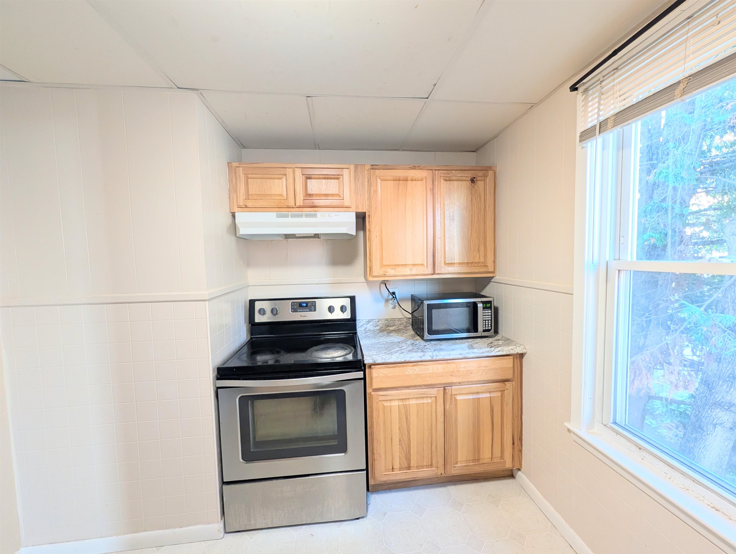 400 Cliff Street Property Photo 22