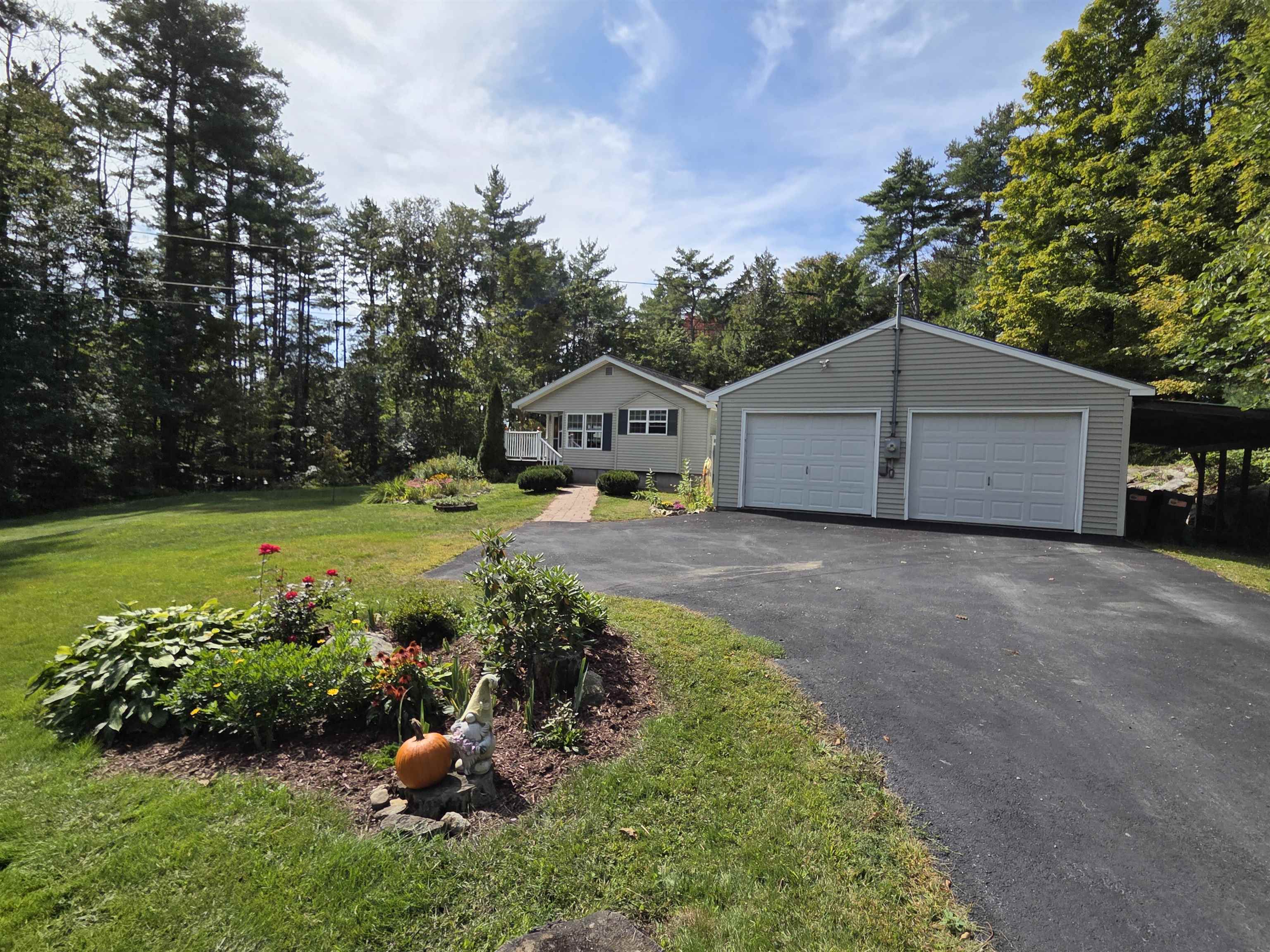 12 Perry Road Property Photo 3