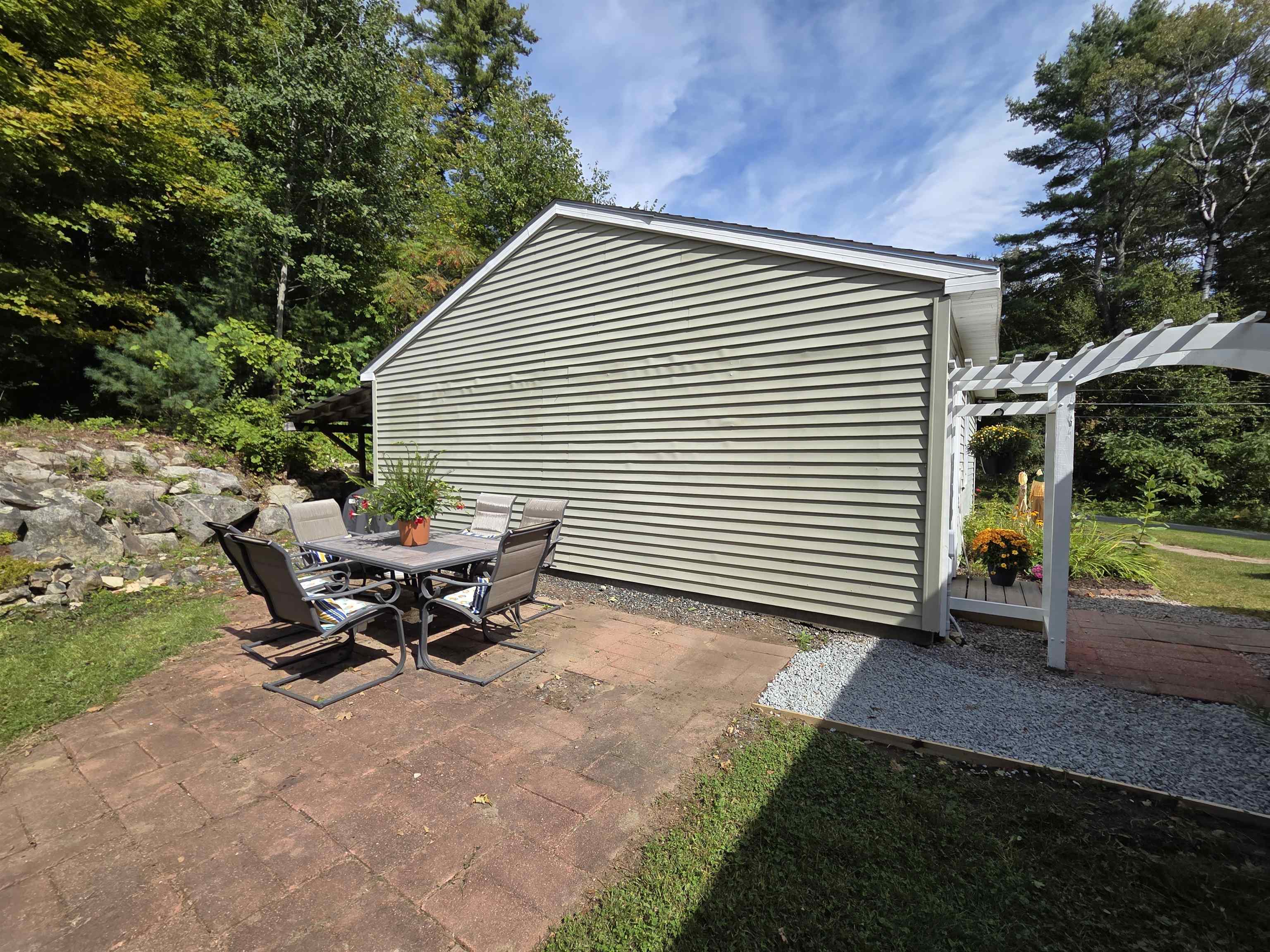 12 Perry Road Property Photo 28