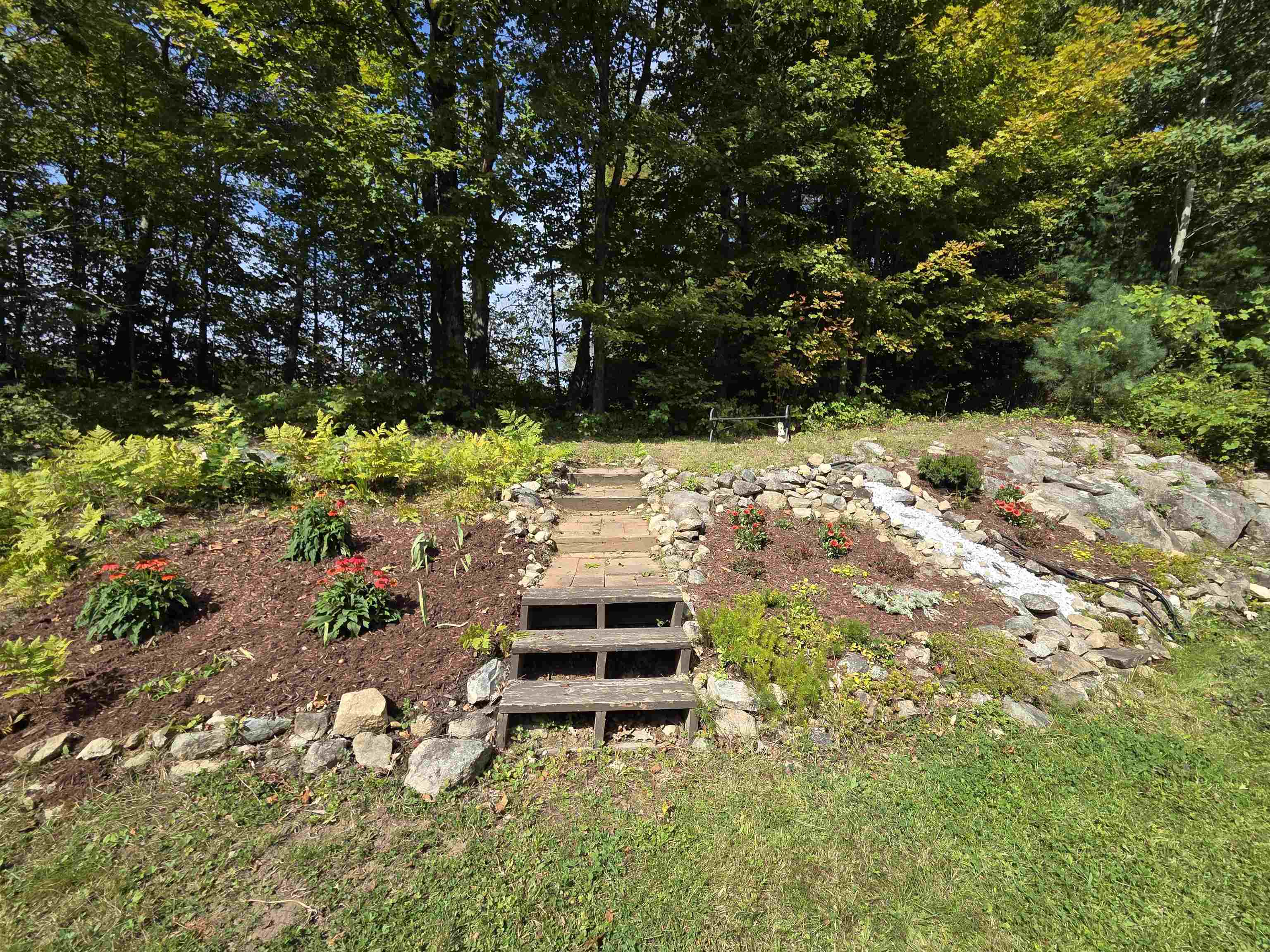 12 Perry Road Property Photo 30
