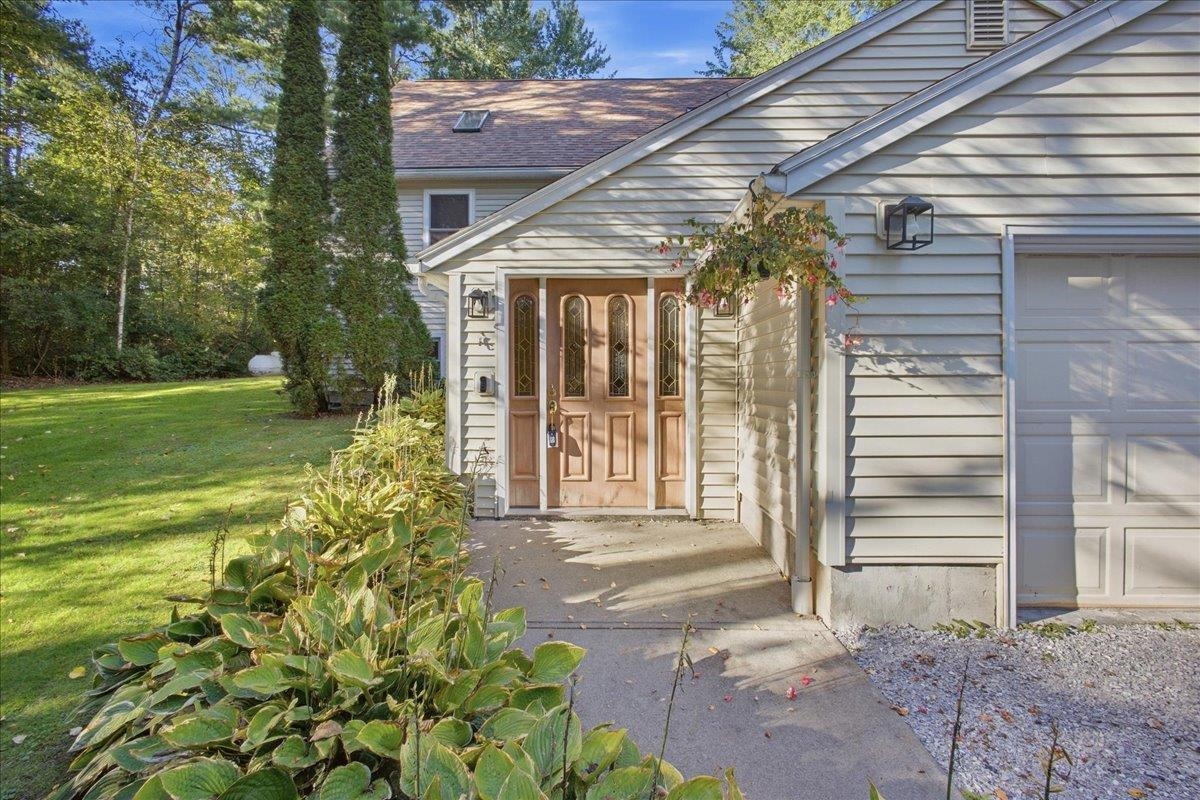 9 Walker Drive Property Photo 2