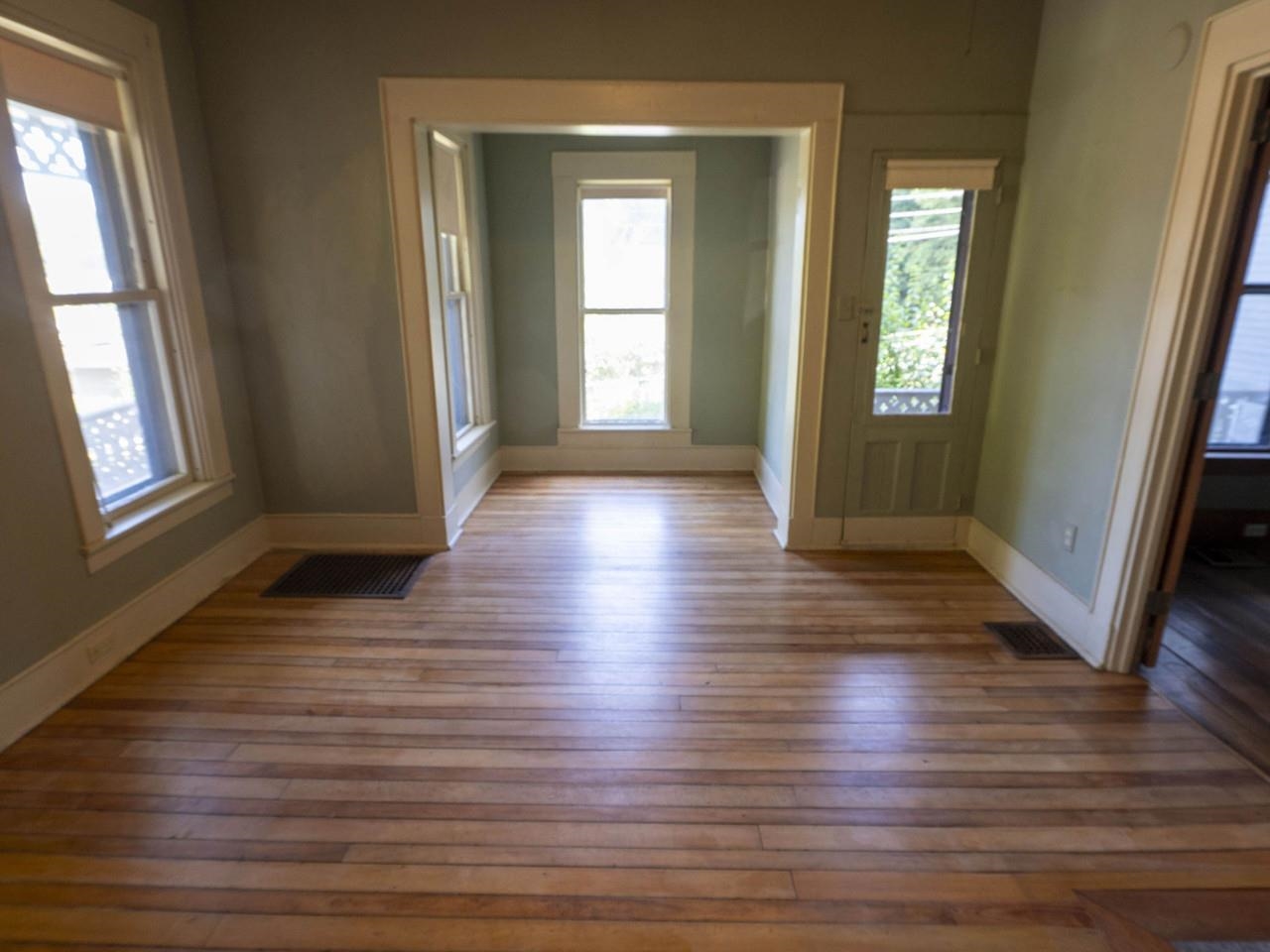 29 Northfield Street Property Photo 10