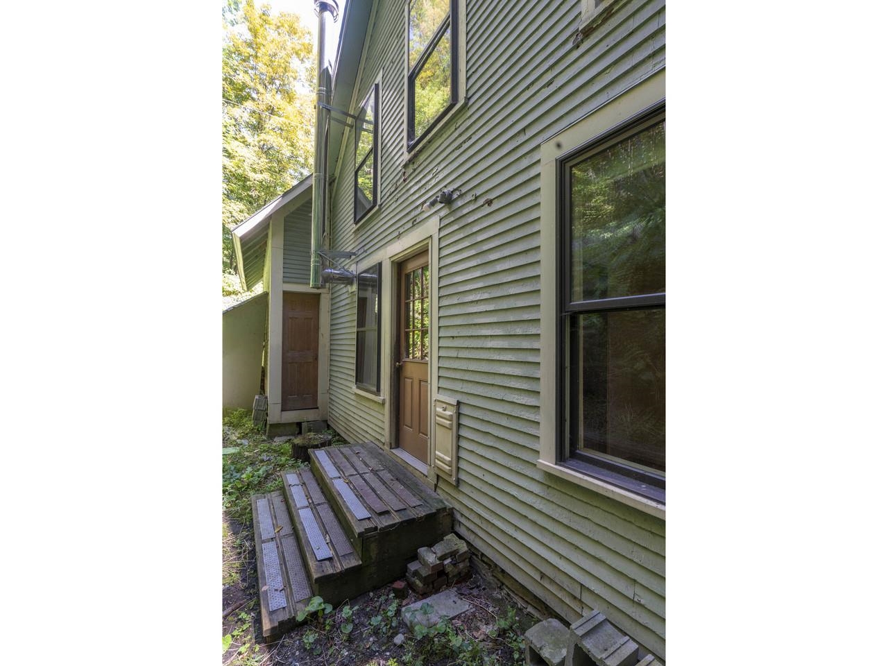29 Northfield Street Property Photo 42