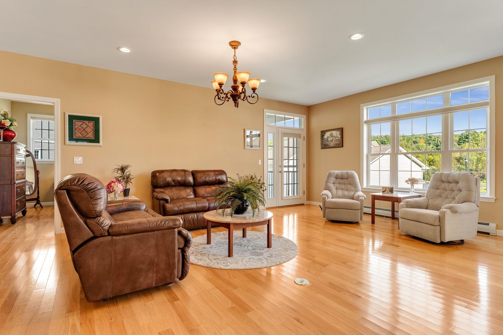 16 Chestnut Lane Property Photo 11