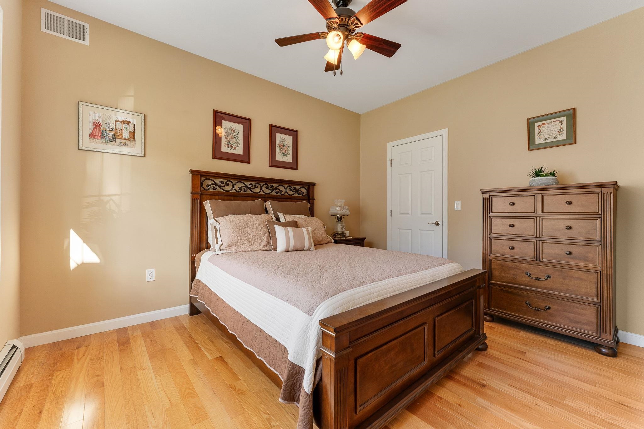 16 Chestnut Lane Property Photo 32