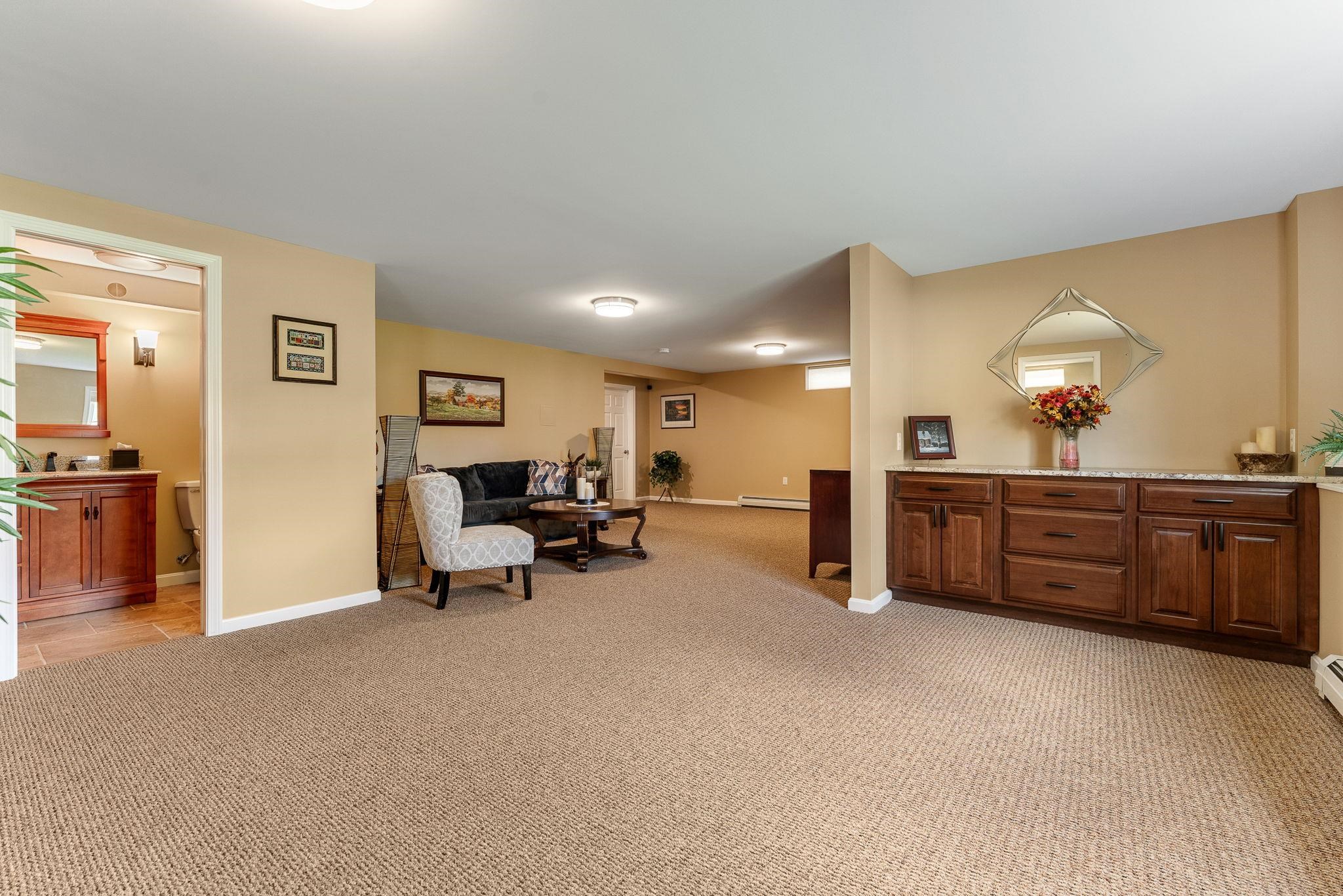 16 Chestnut Lane Property Photo 44