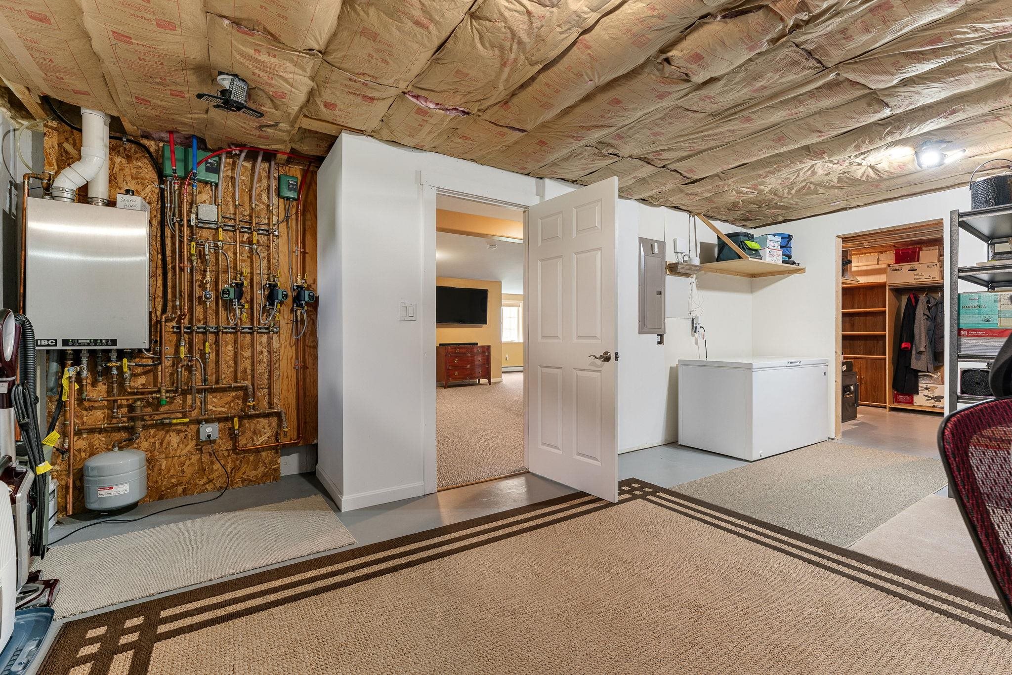 16 Chestnut Lane Property Photo 55