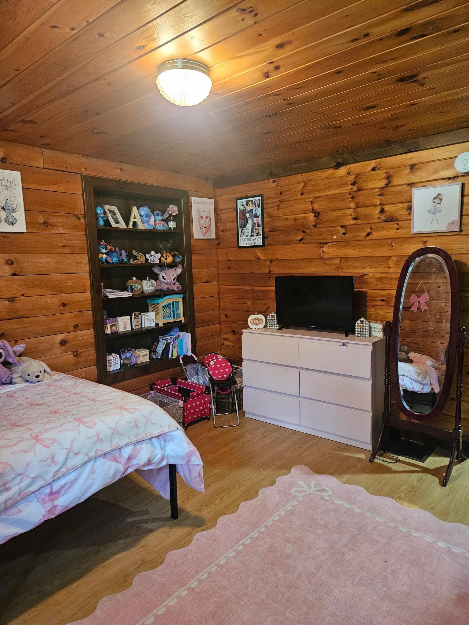 731 Howard Hill Road Property Photo 11