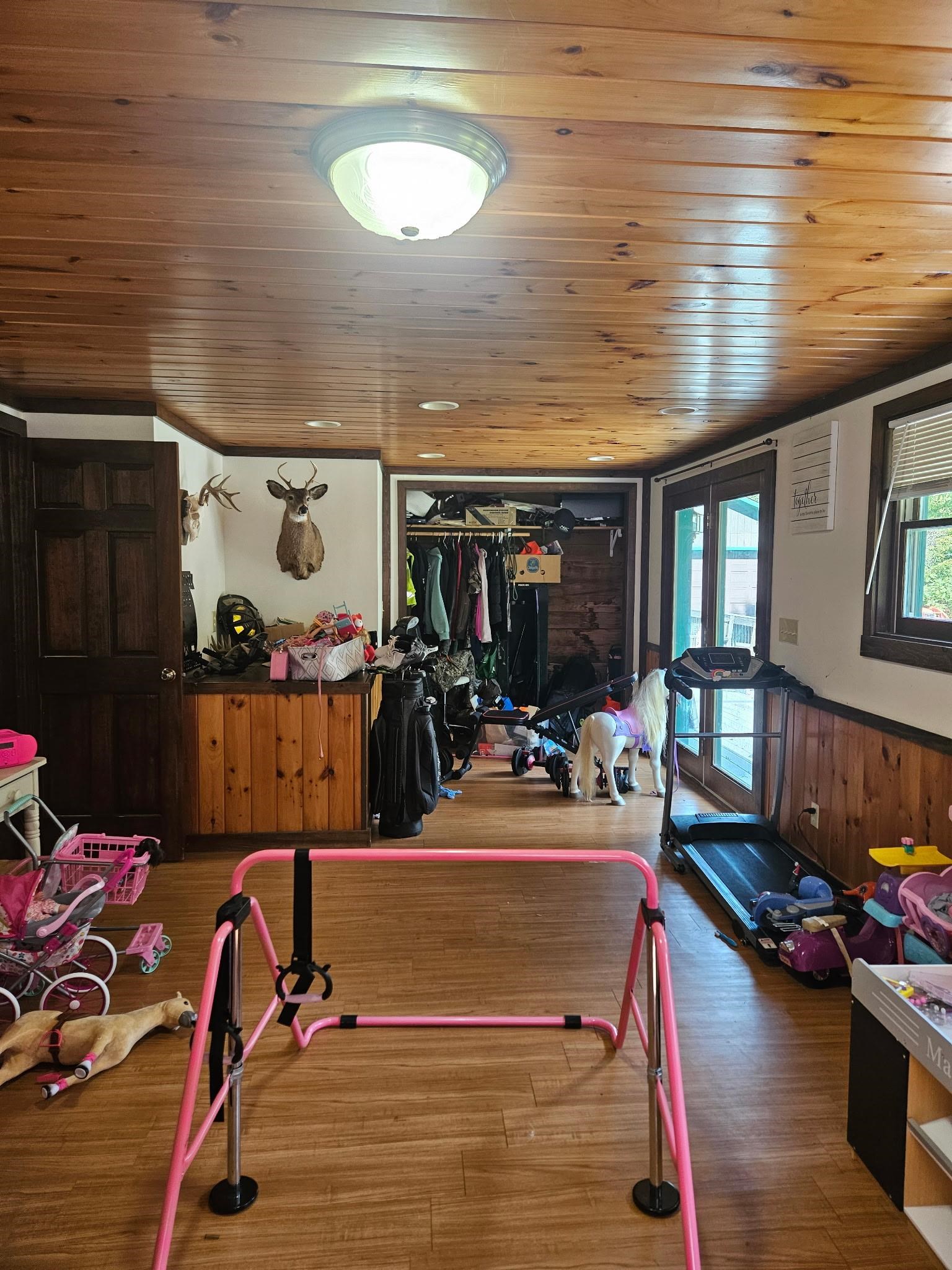 731 Howard Hill Road Property Photo 17