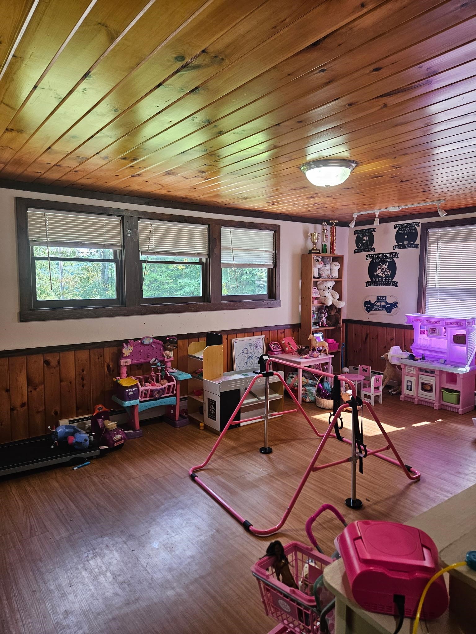731 Howard Hill Road Property Photo 18