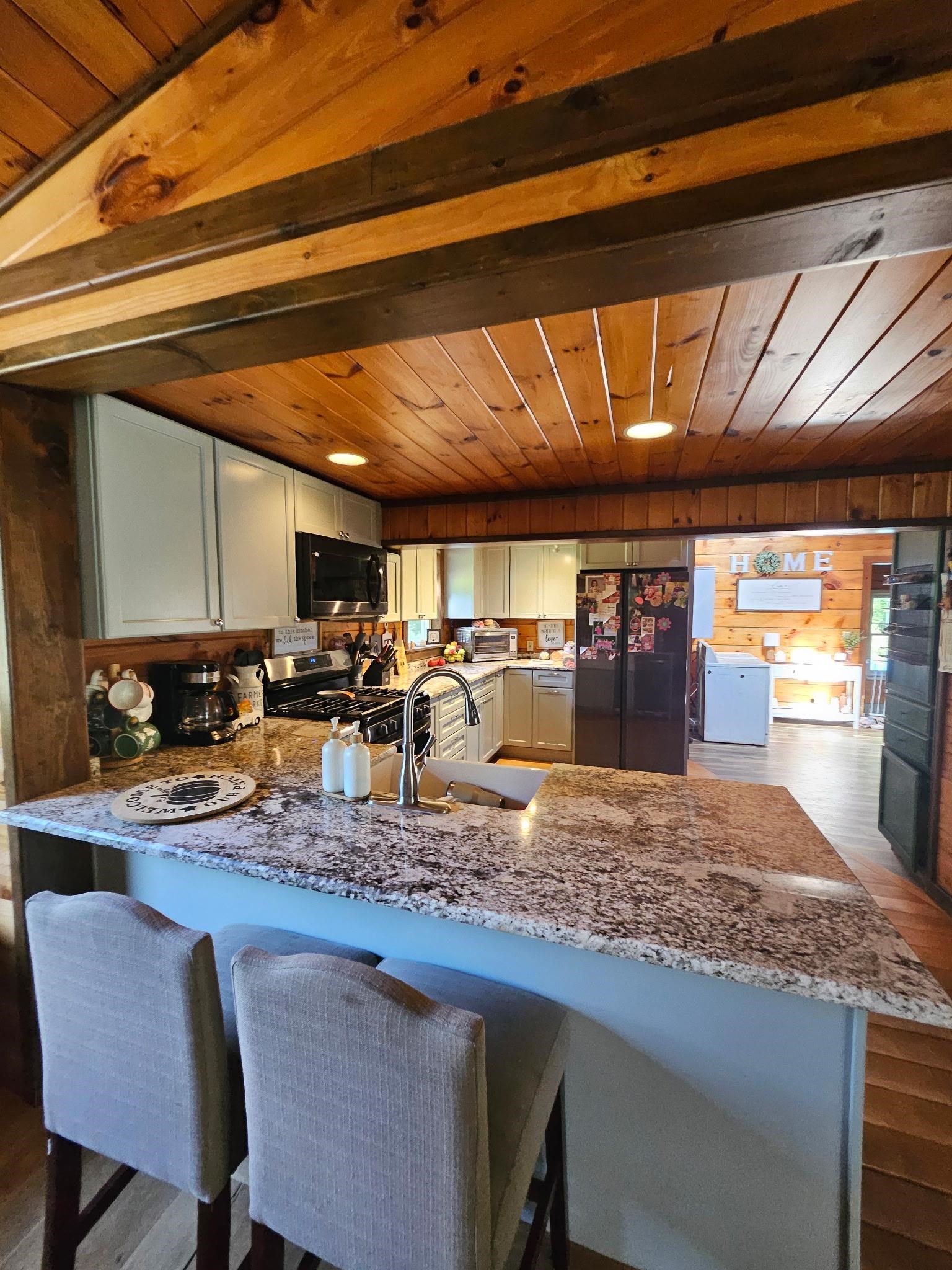 731 Howard Hill Road Property Photo 32