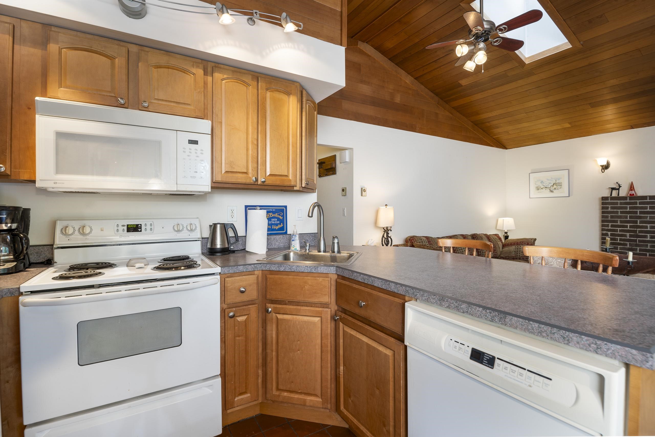 120 Rustic Drive Property Photo 11