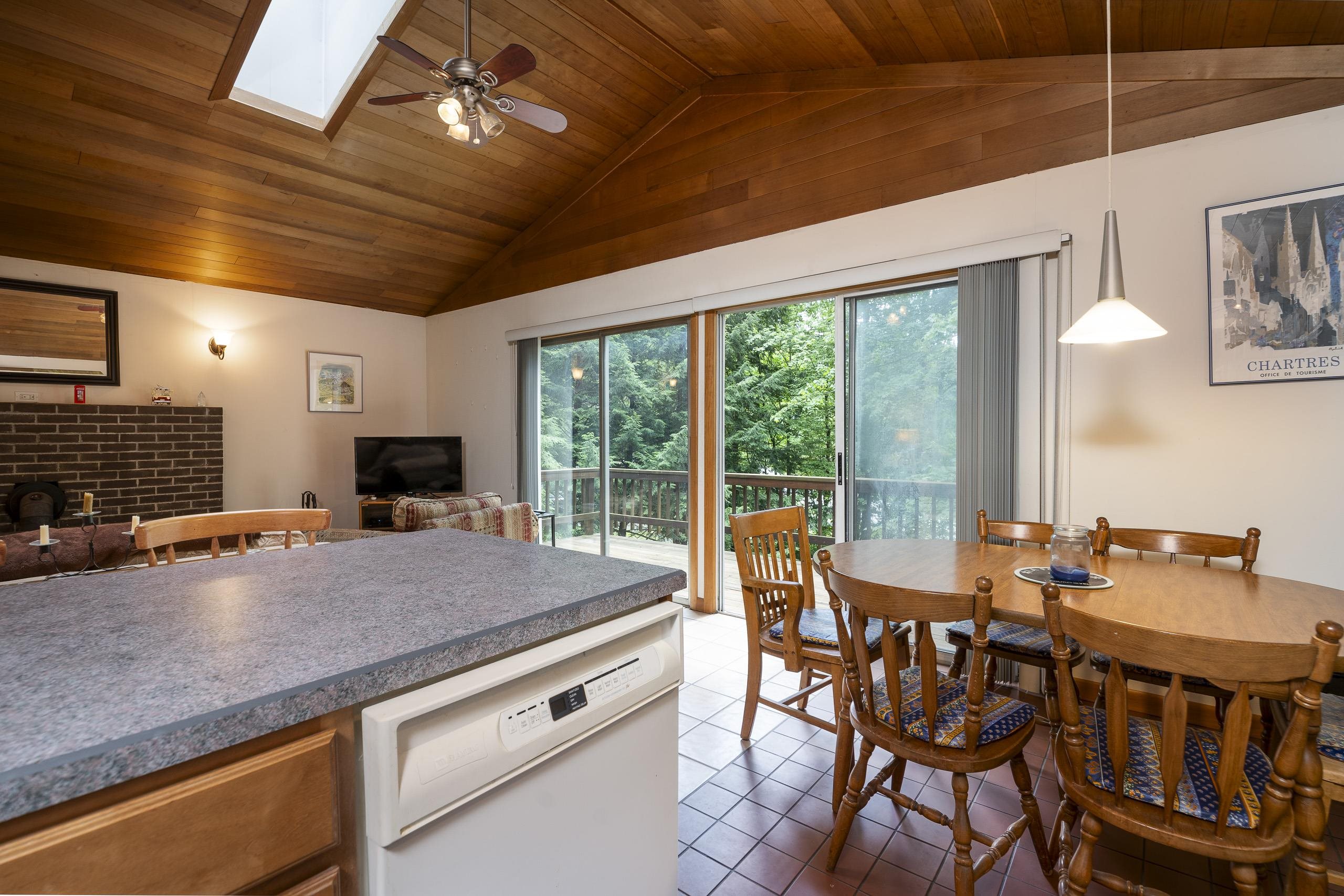 120 Rustic Drive Property Photo 13