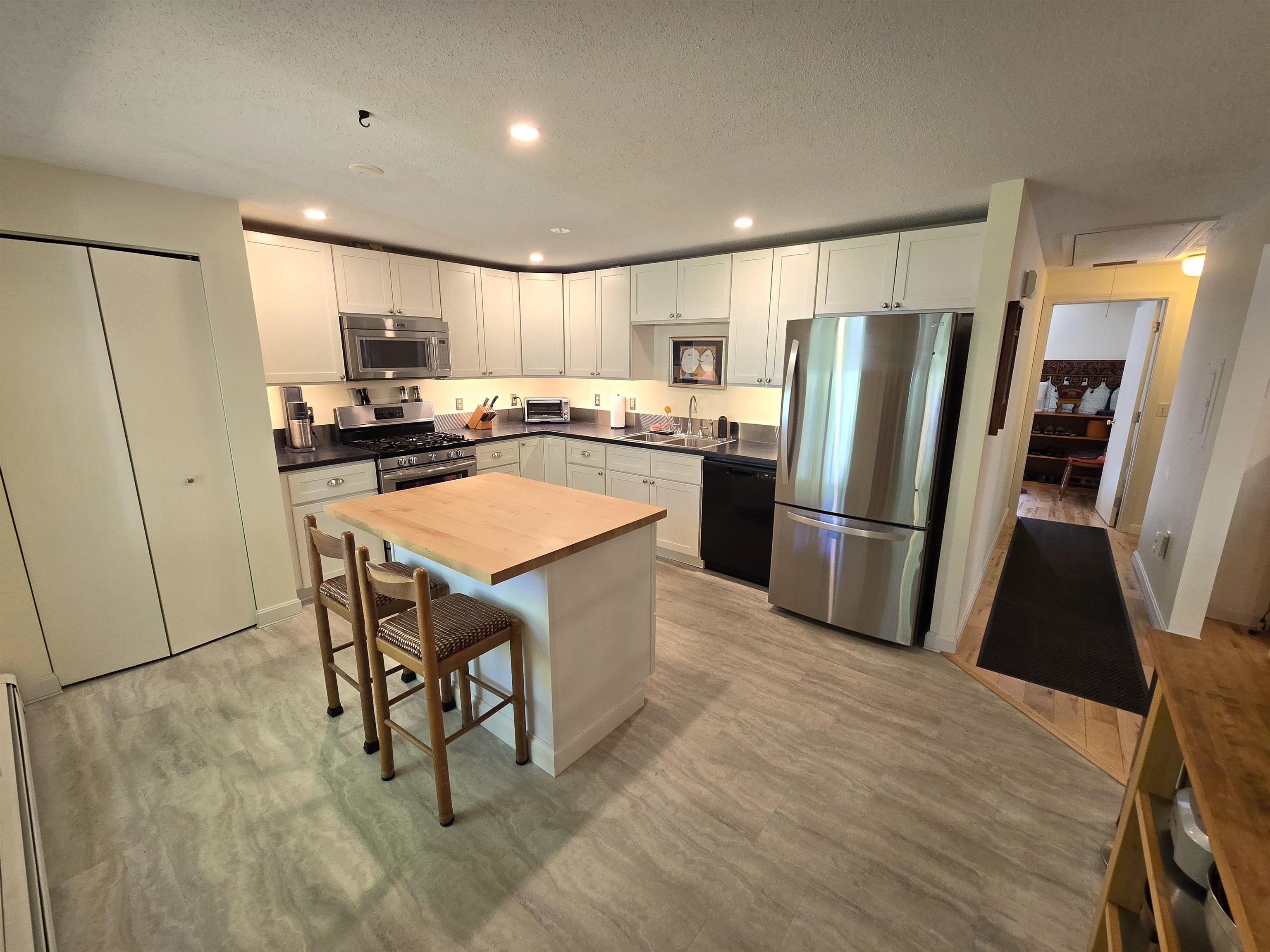 104 Morningside Commons Property Photo 8