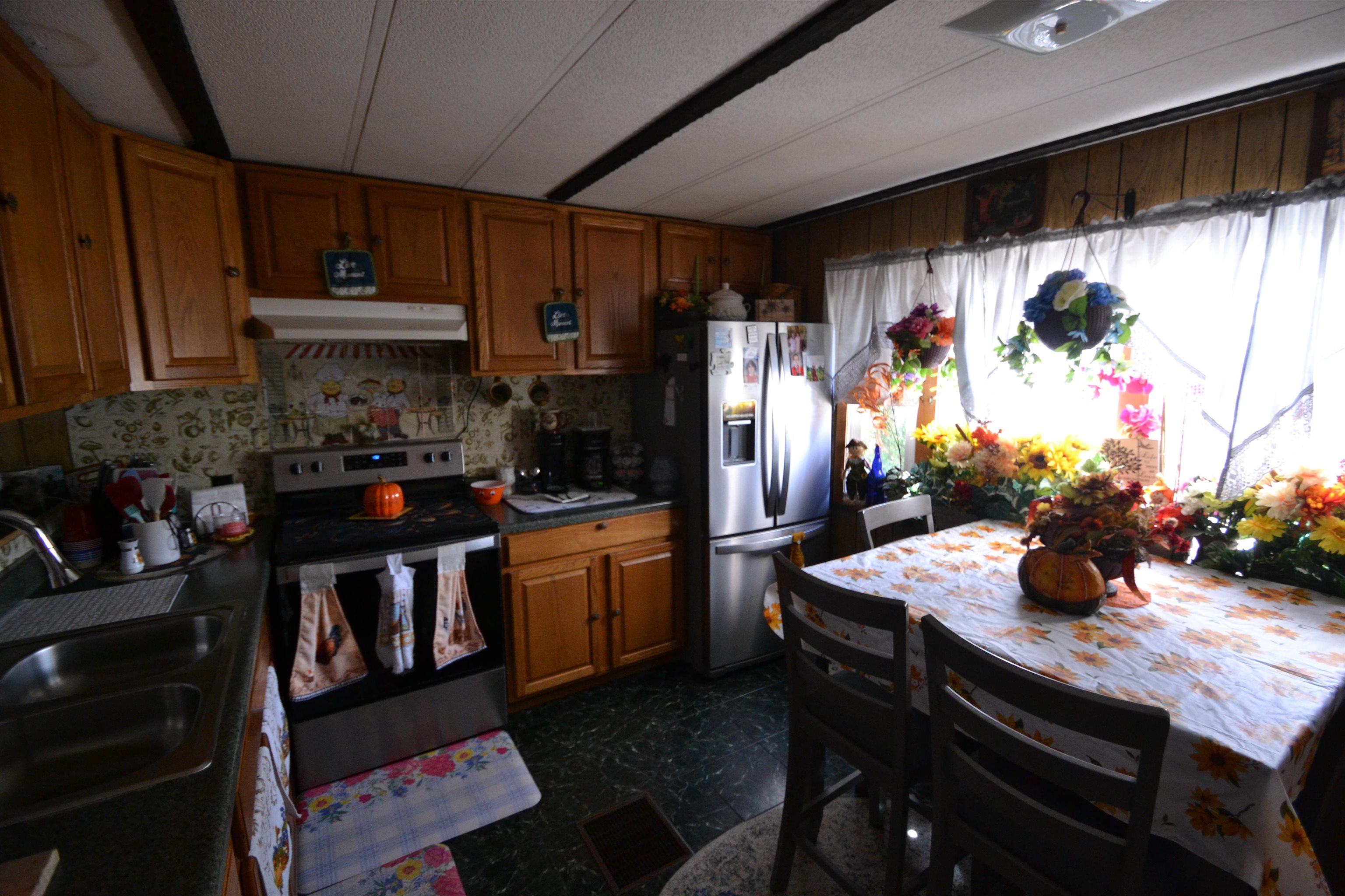 6 Oak Drive Property Photo 6