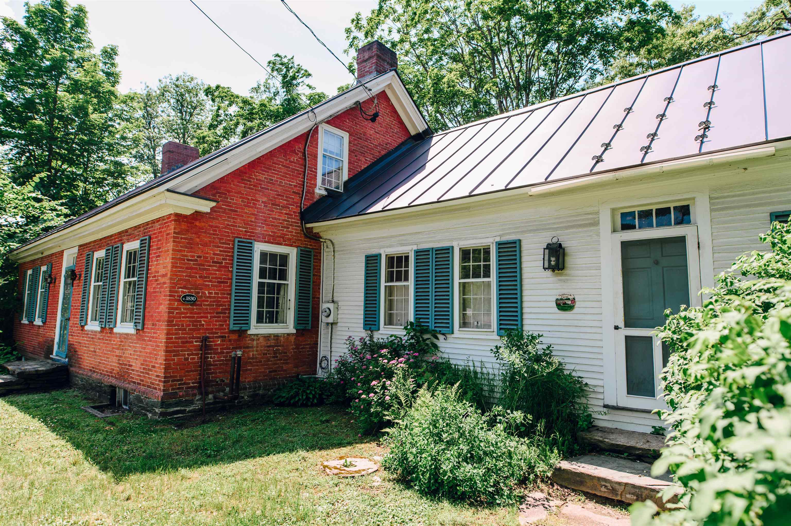 1734 Waterbury Road Property Photo 2