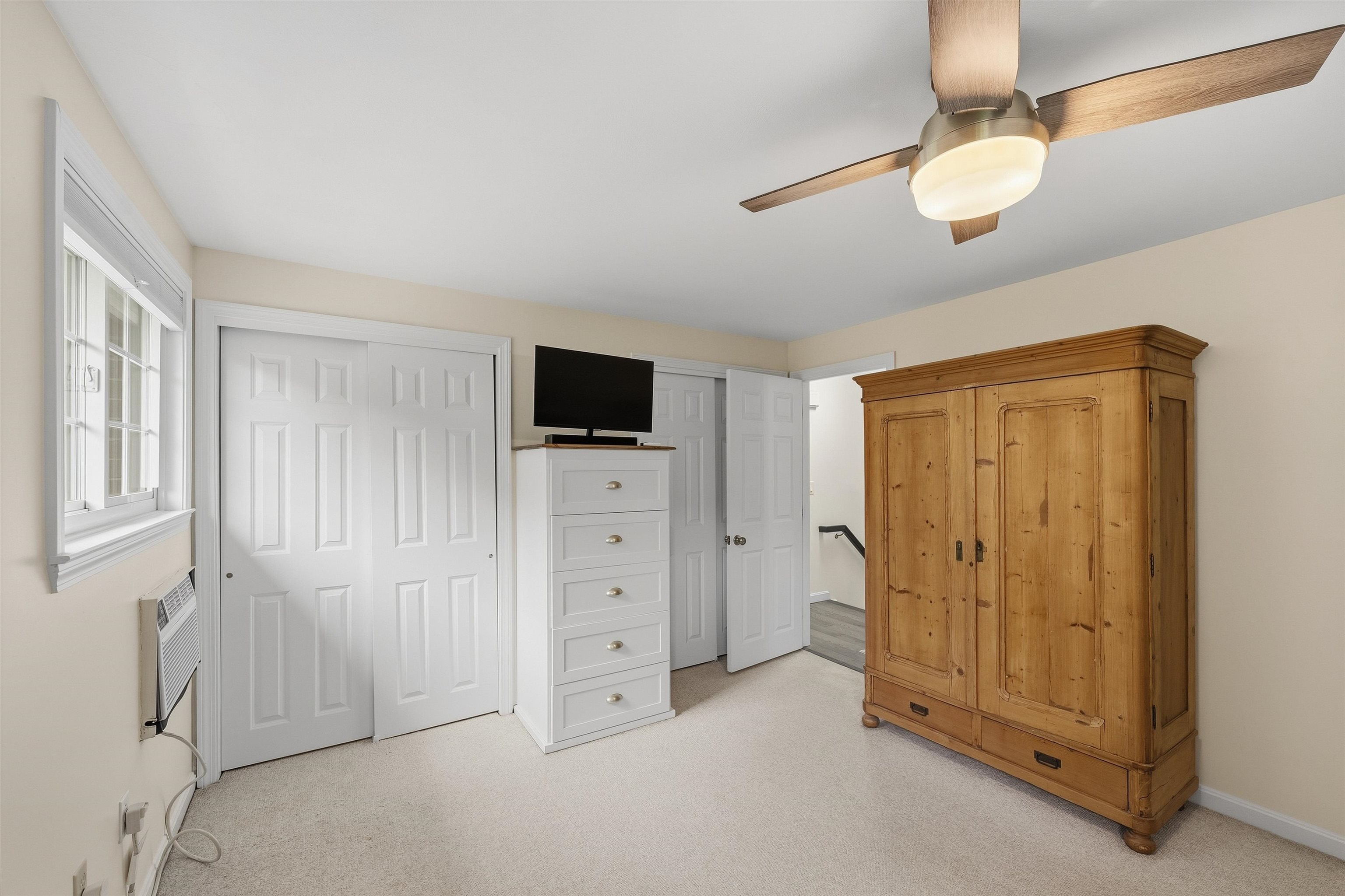 20 Oakridge Drive Property Photo 18