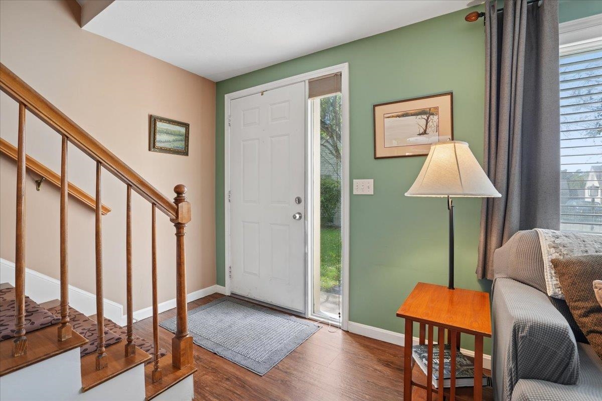 33 Eastmeadow Way Property Photo 3