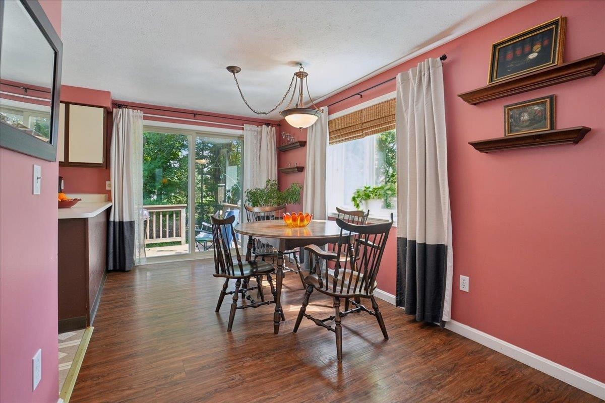 33 Eastmeadow Way Property Photo 9