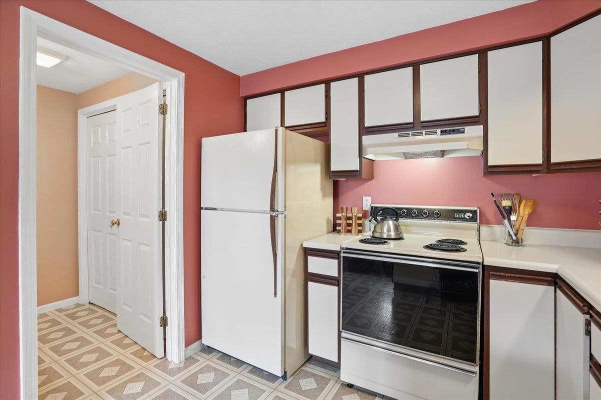 33 Eastmeadow Way Property Photo 15
