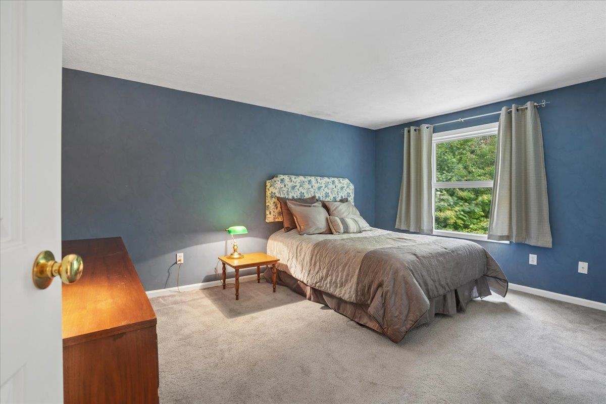 33 Eastmeadow Way Property Photo 22