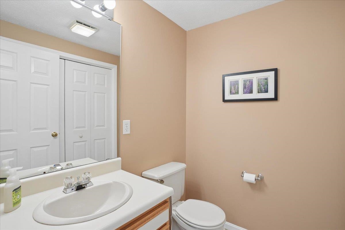 33 Eastmeadow Way Property Photo 28