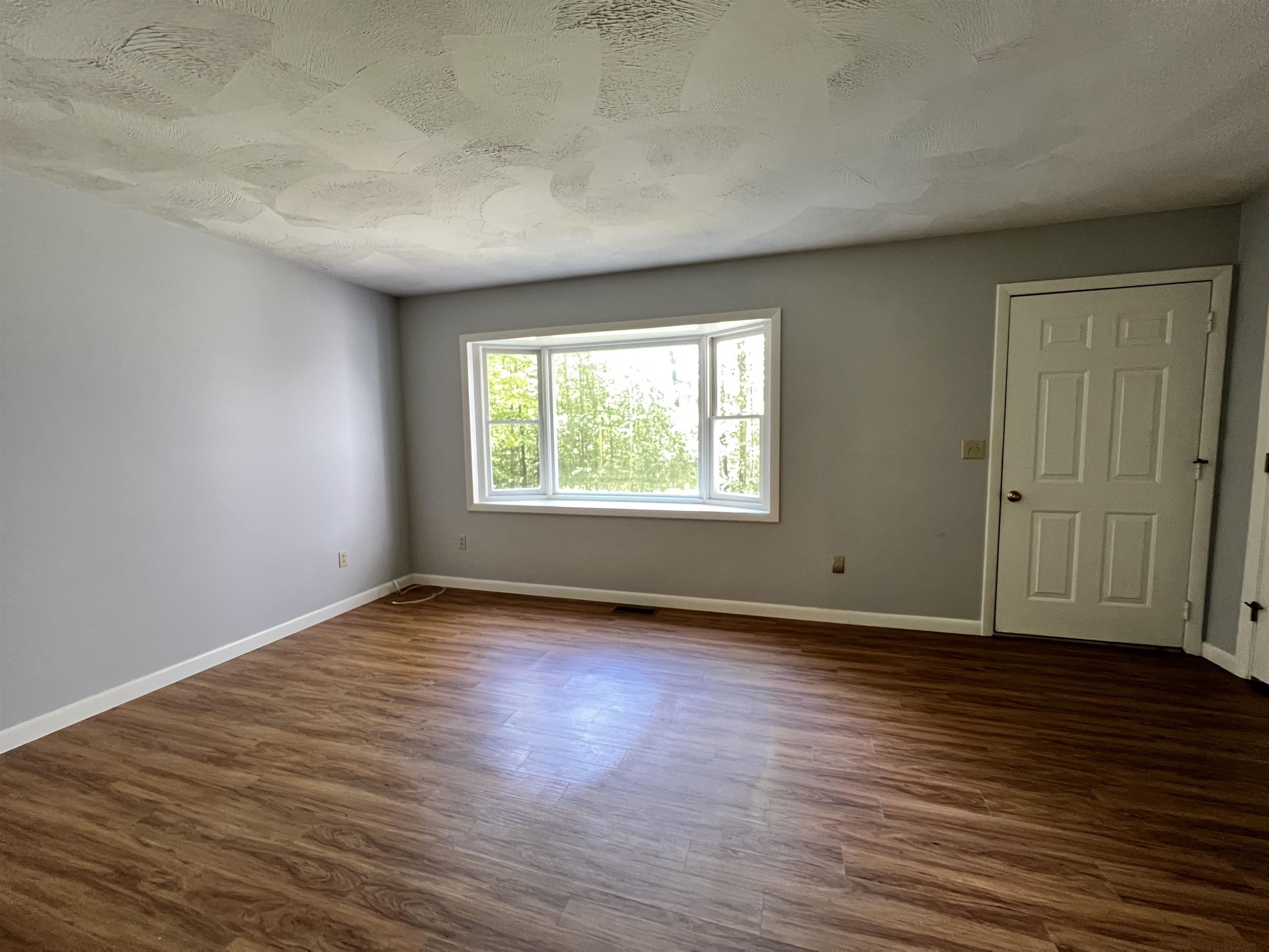 441 Old County Road Property Photo 12