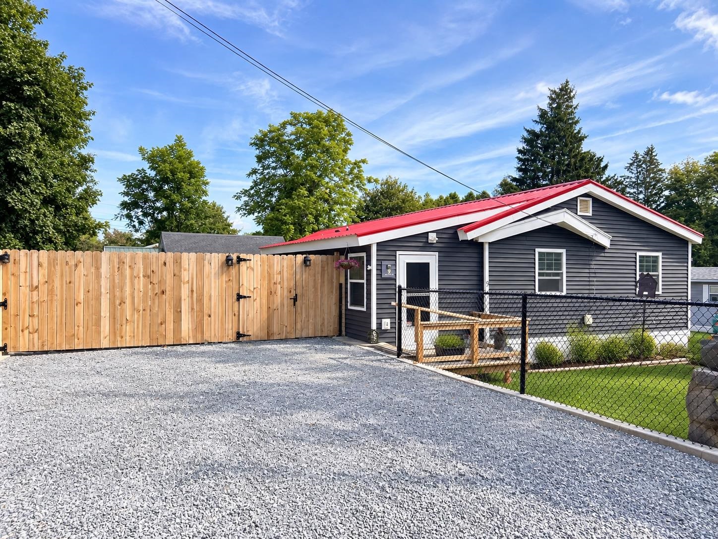 9 Gertrude Avenue Property Photo 2