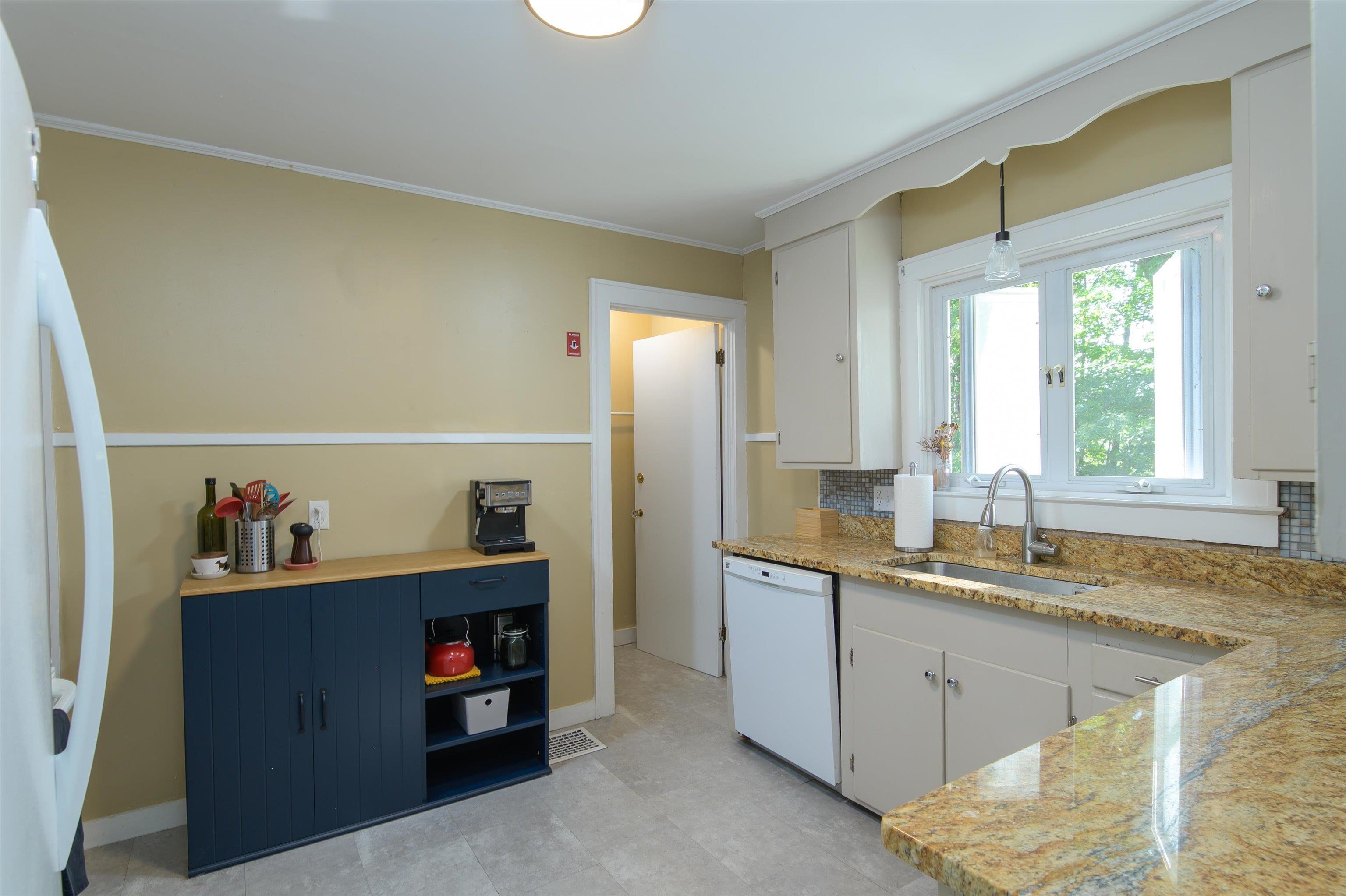285 Tremont Street Property Photo 12