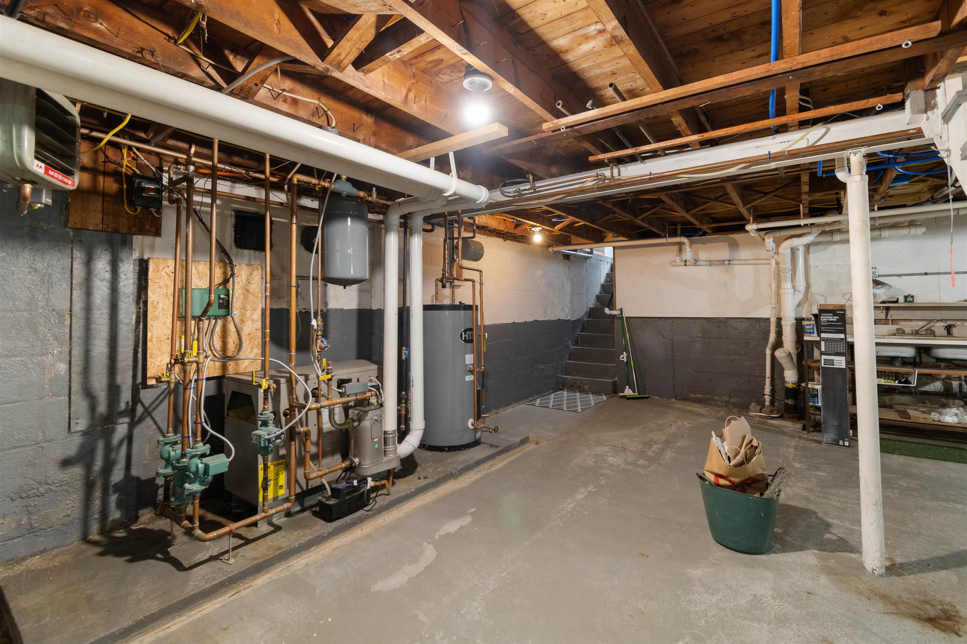 101 Upper Welden Street Property Photo 42