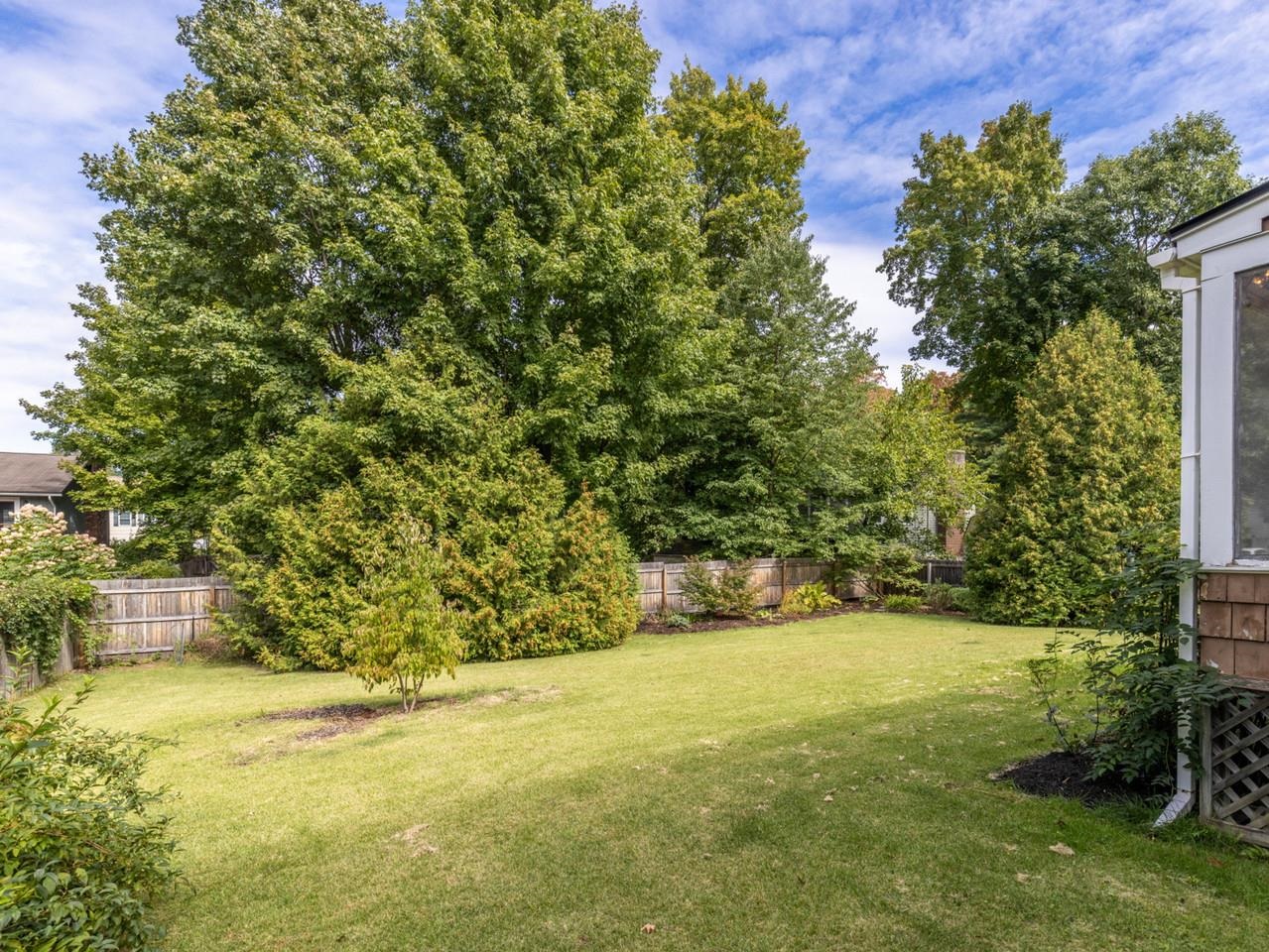 22 Sandalwood Road Property Photo 9